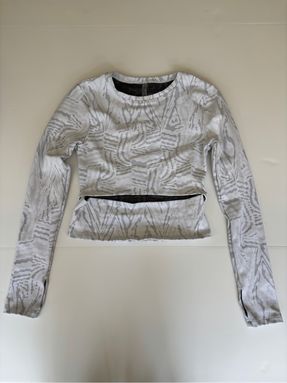 Devon Windsor White Gray Marbled Jacquard Cutout Long Sleeve Crop Top - Medium